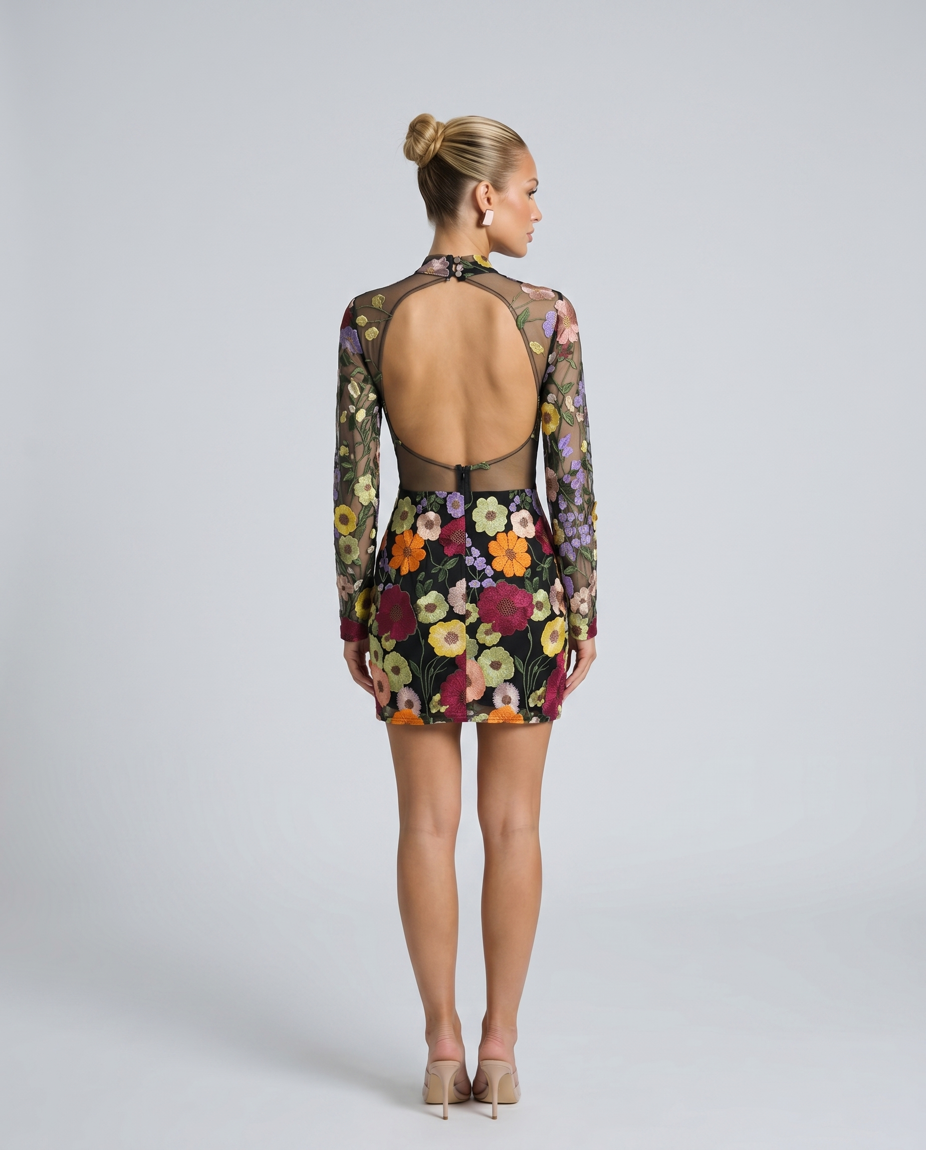 Amara • Vestido Mini Bordado
