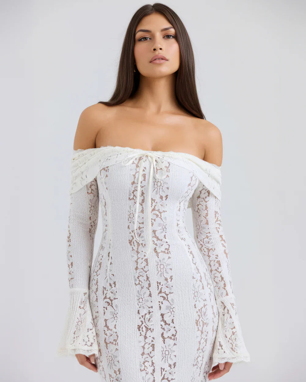 Rosalie • Vestido Maxi de Encaje