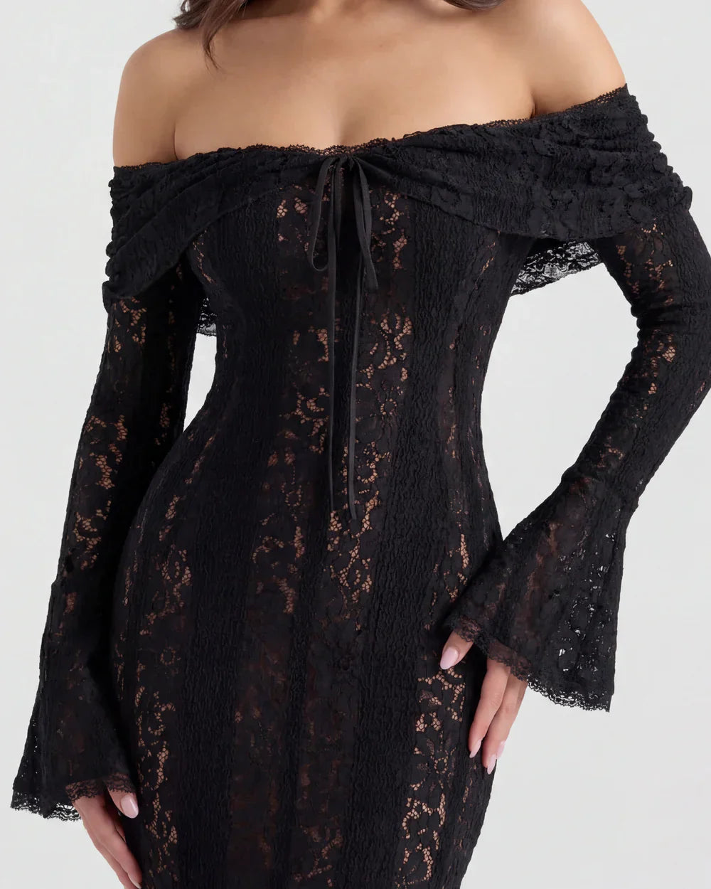 Rosalie • Vestido Maxi de Encaje