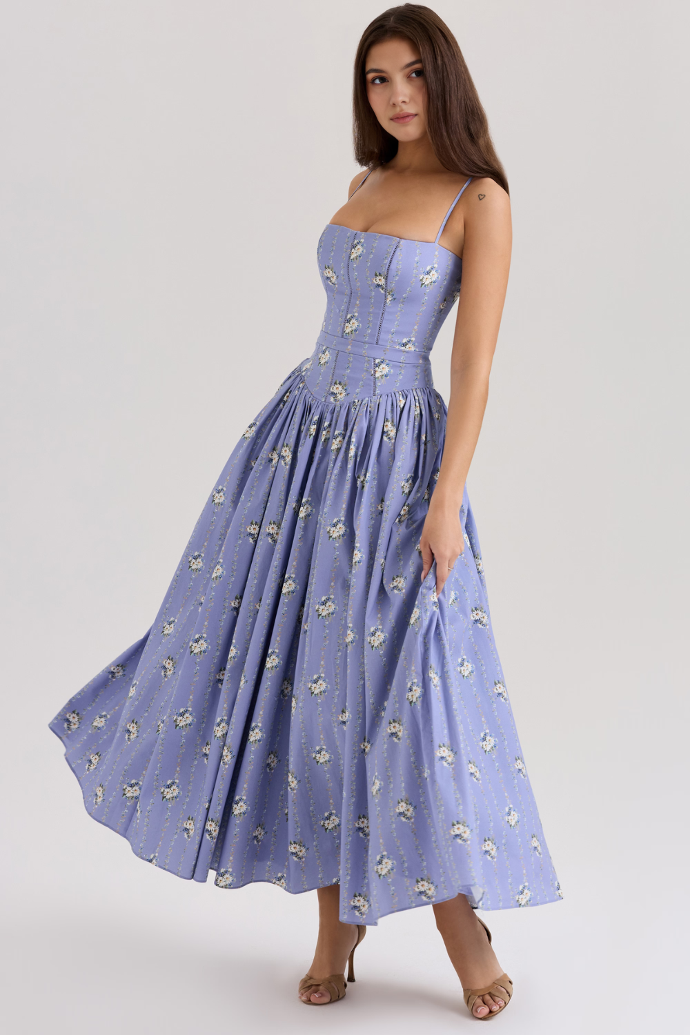Estela • Vestido Midi Elegante